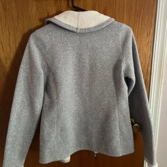 The North Face light grey jacket - Picture 2 of 7